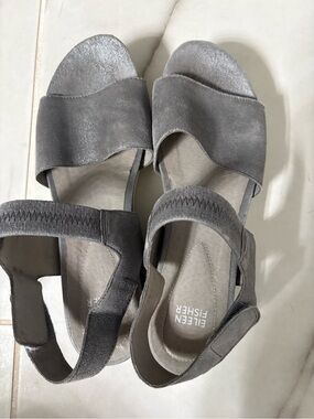 Eileen Fisher Silver-Gray Suede Open-Toe Sandals